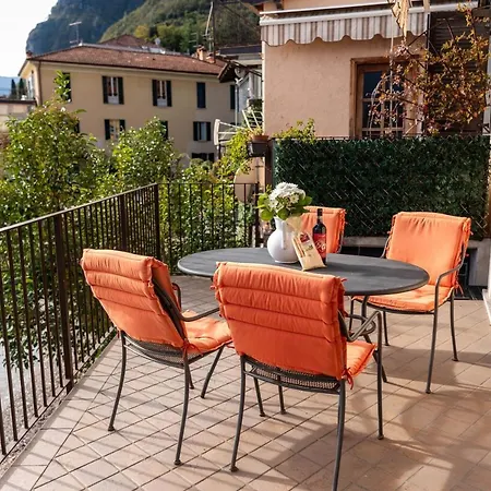 By The 29 - By Lovecomo Holiday home