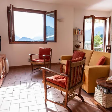 By The 29 - By Lovecomo Holiday home *